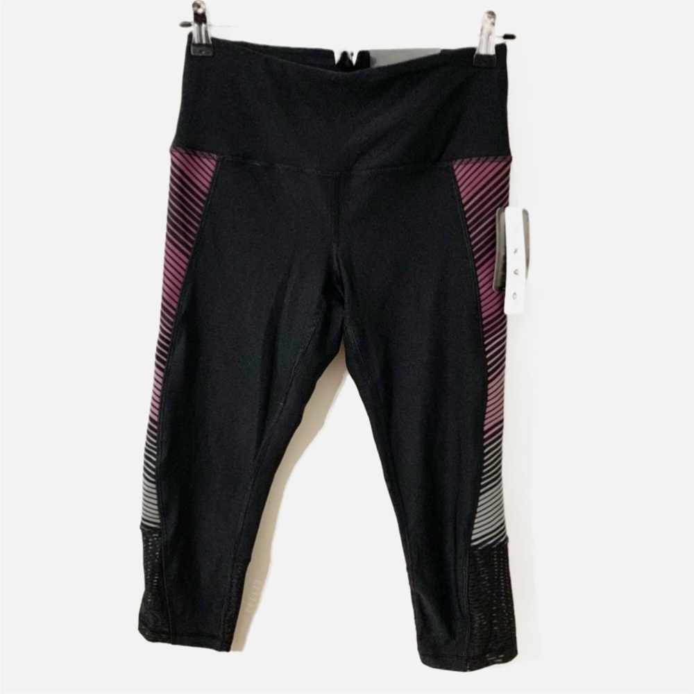 NWT RBX Capris Length Stretch Striped Sided Leggings Mesh Detail Bottom Small